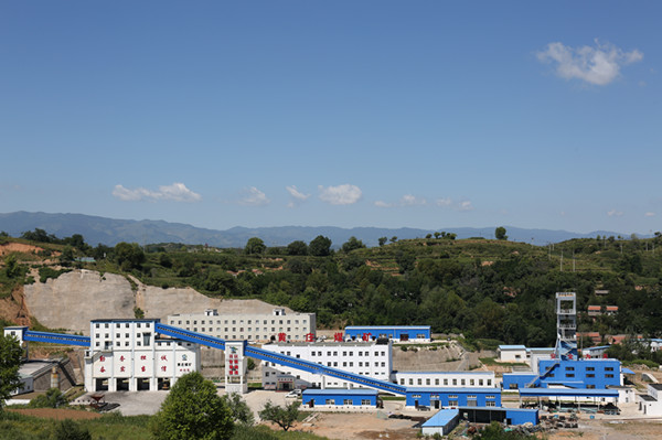 打百米孔，黄庄煤矿用启睿架柱式液压钻机