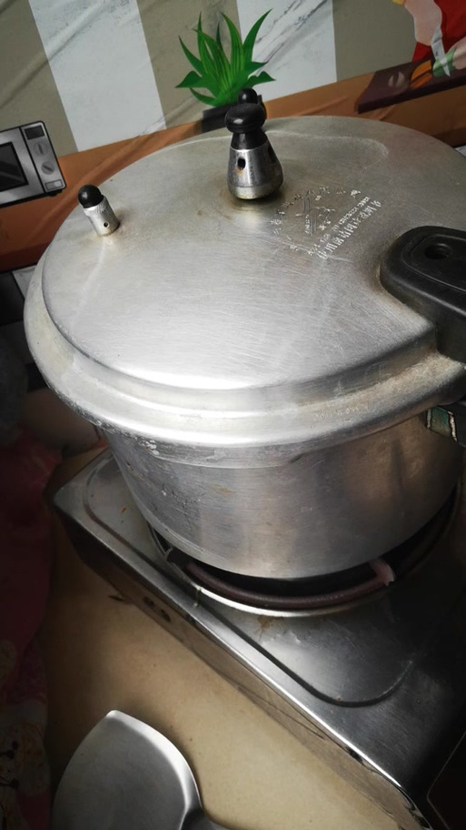 2025新澳门精准正版图库和高压锅煮粽子爆炸与高压锅煮粽子爆炸是怎么回事